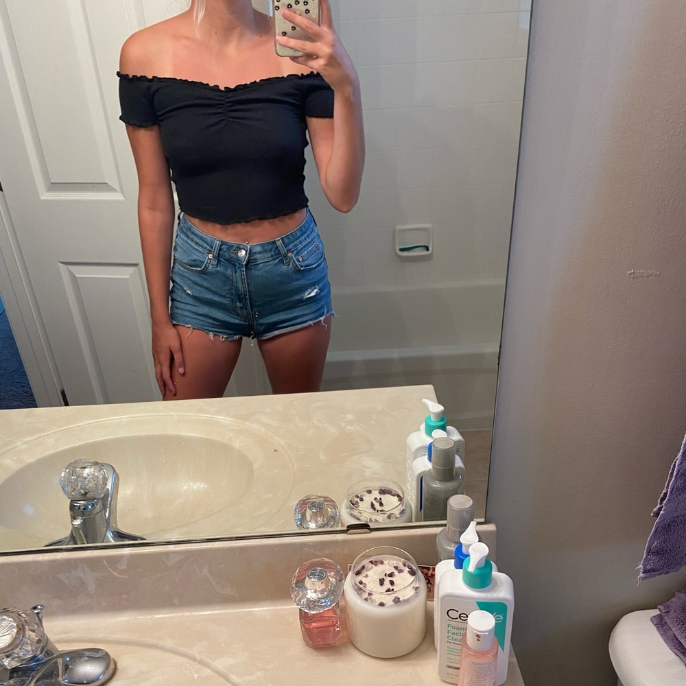 Black off shoulder crop top